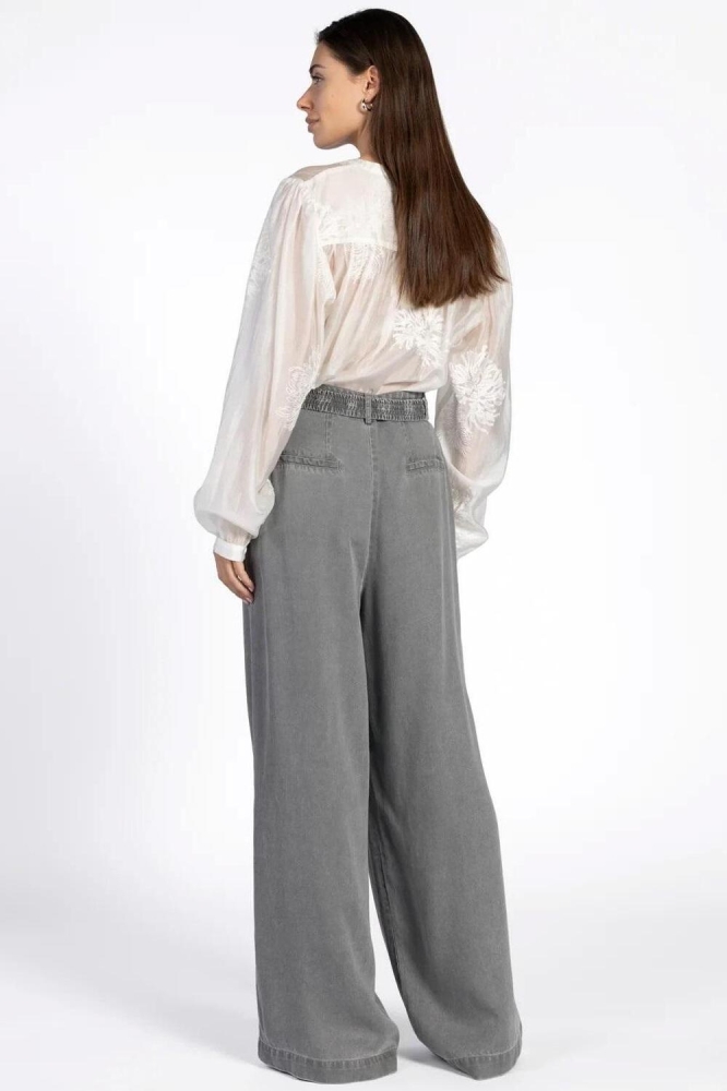 YNA PES 514 114300 LES BLANCS